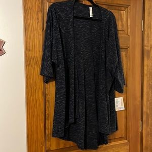 NWT Lularoe Lindsay size M